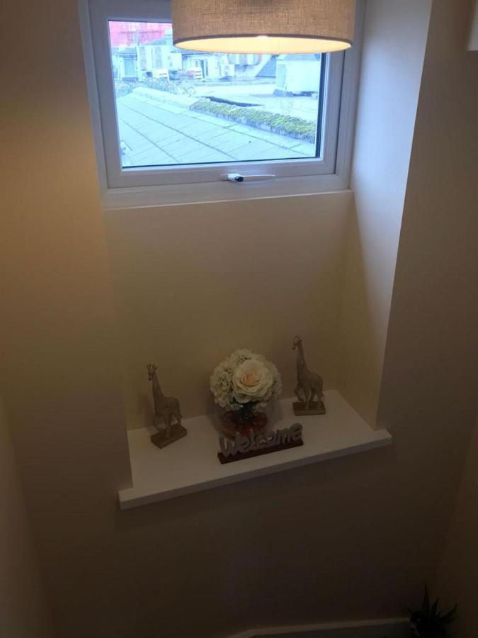 Helens House Centre Remarkable 3-bed Holiday home Londonderry
